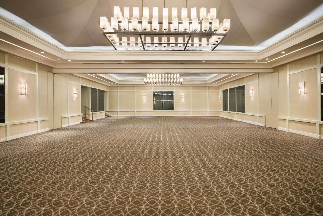 Bristol Panama, A Registry Collection Hotel Kültér fotó The ballroom at The Westin