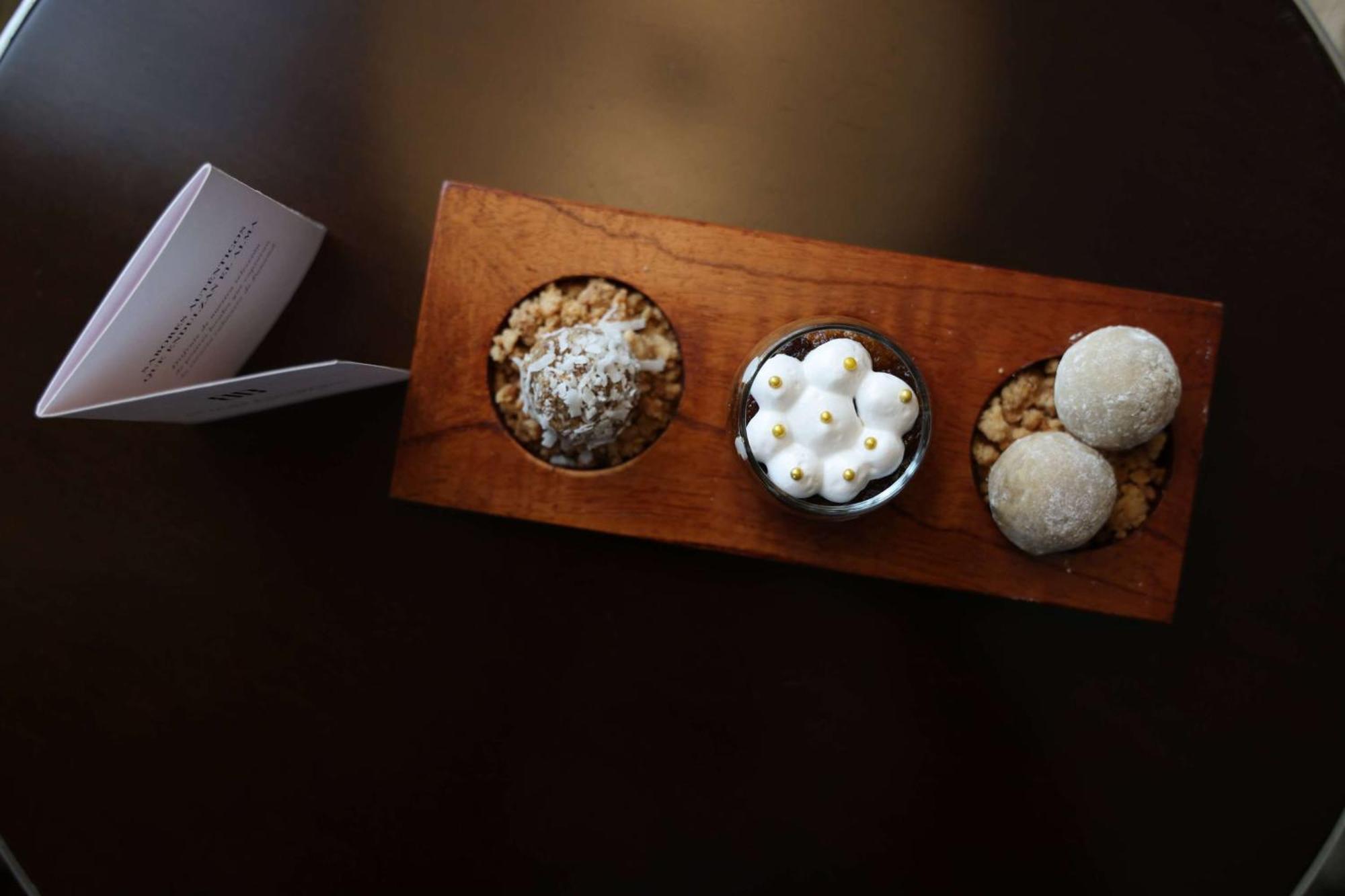 Bristol Panama, A Registry Collection Hotel Kültér fotó A selection of dim sum at a restaurant in San Francisco