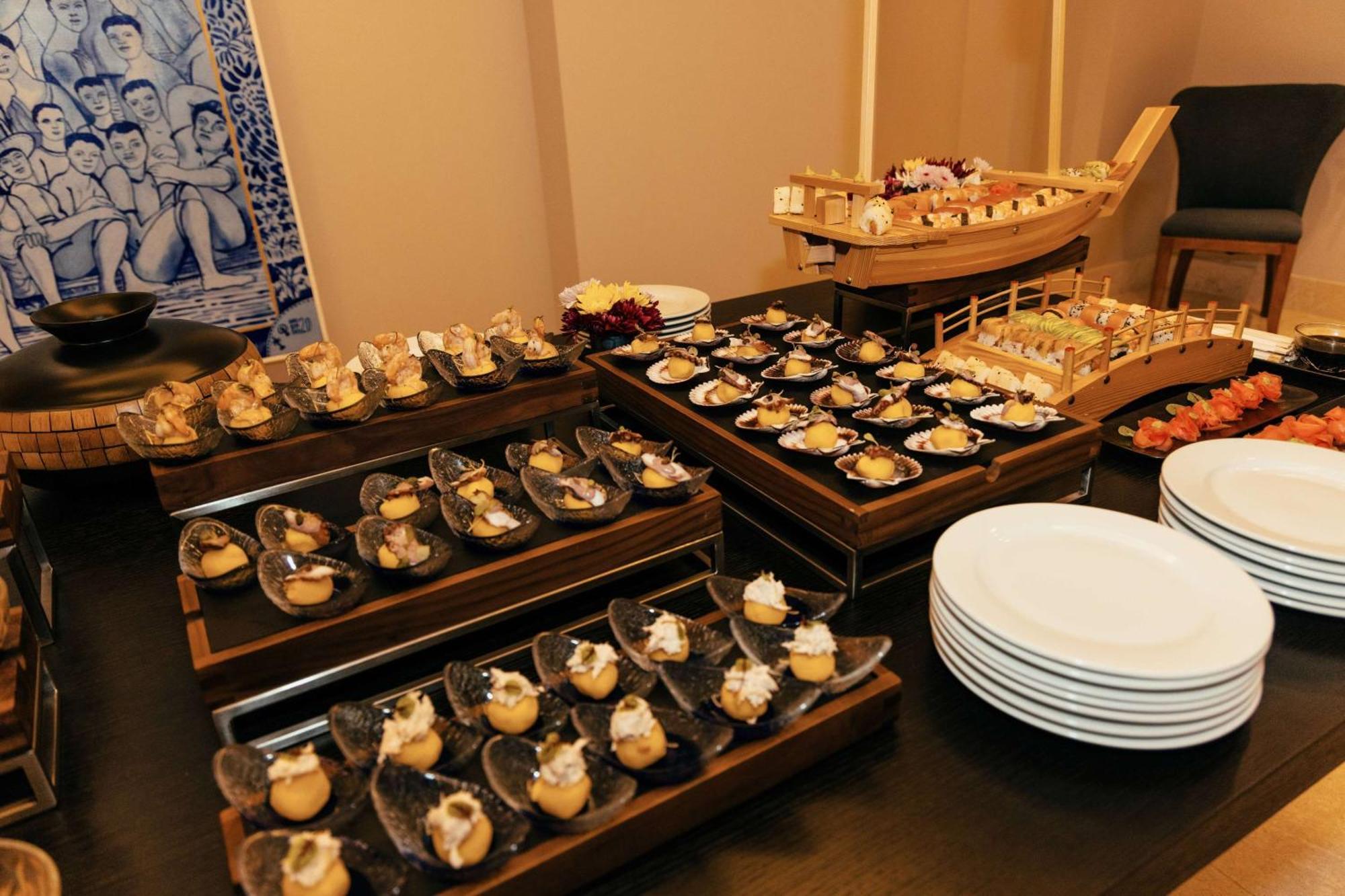 Bristol Panama, A Registry Collection Hotel Kültér fotó A selection of Portuguese tapas